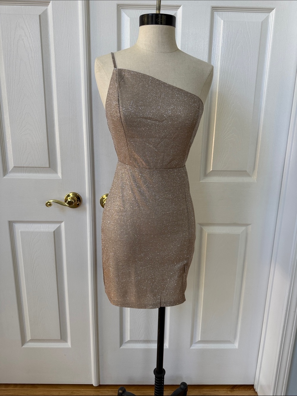 One-Shoulder Glitter Sheath Dress in Champagne Taupe